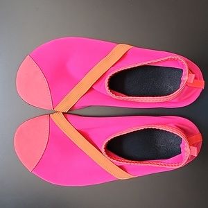 Fitkick shoes, pink/orange, size medium
